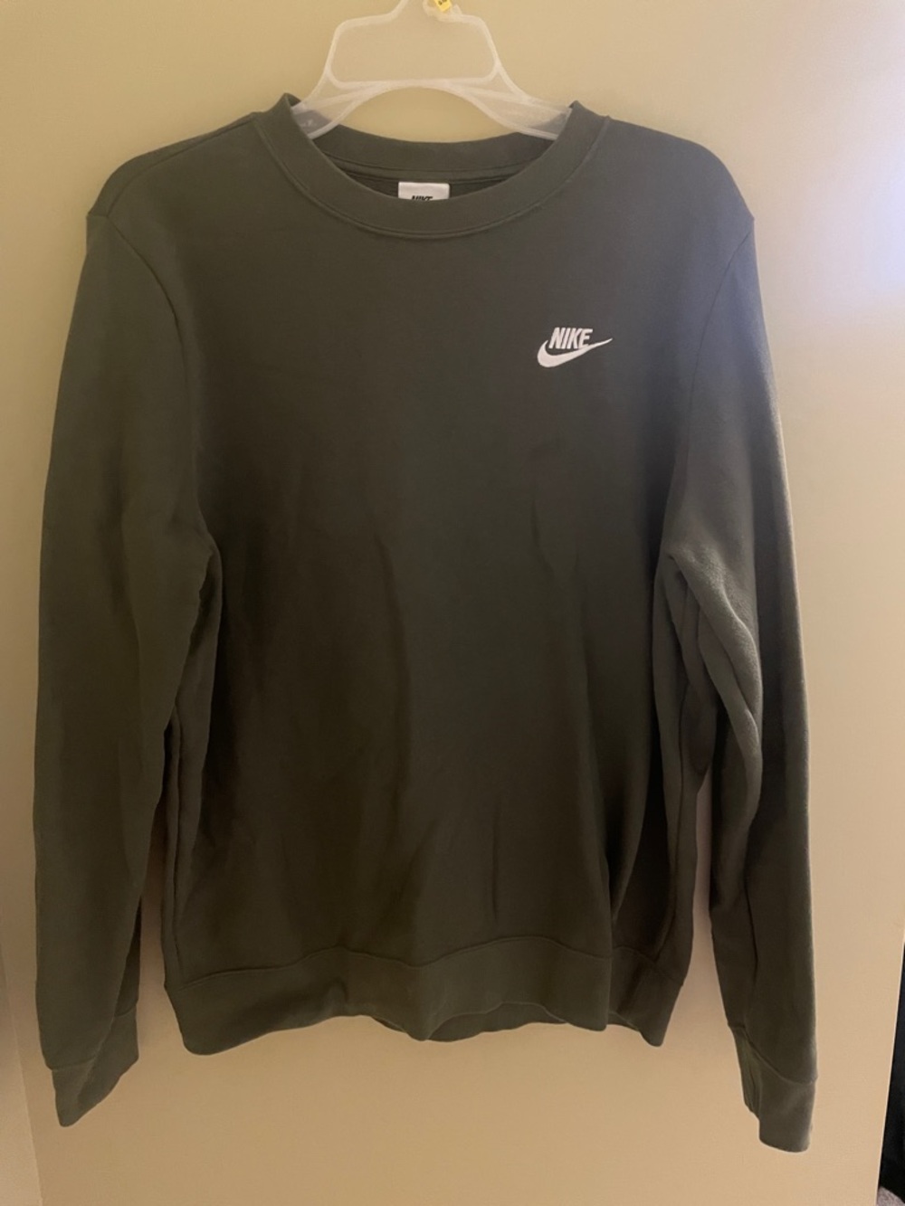 Nike women’s Olive Green Crewneck Sweatshirt